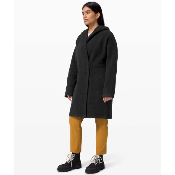 Lululemon Held in Warmth Sherpa Jacket - Picture 3 of 16